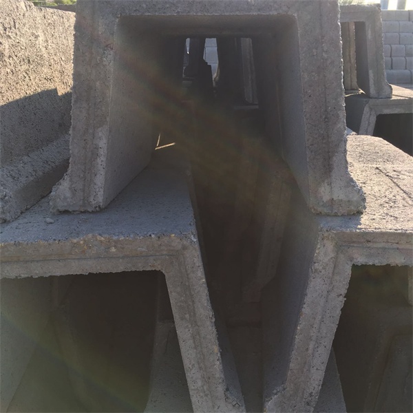 佳木斯市郊区佳鹏水泥制品厂梯型槽-电池供应详细